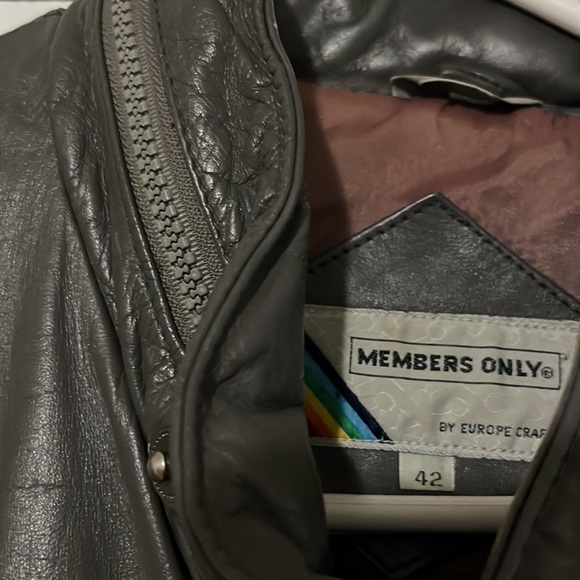 COPY - Members Only Leather Jacket Vintage Mens Gray Classic Iconic Style size … - Picture 9 of 16